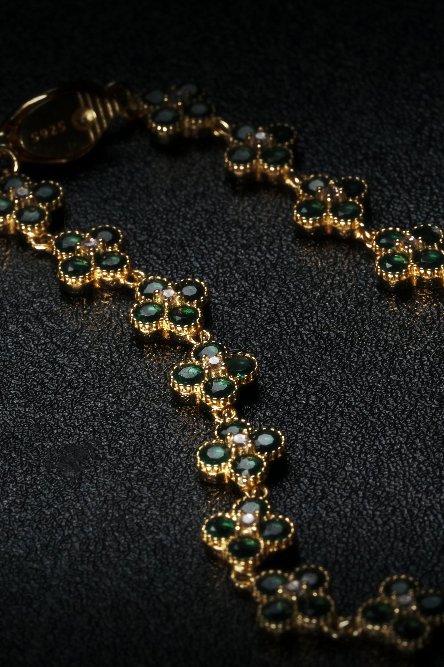 Elegant Clover Bracelet - Kejsar