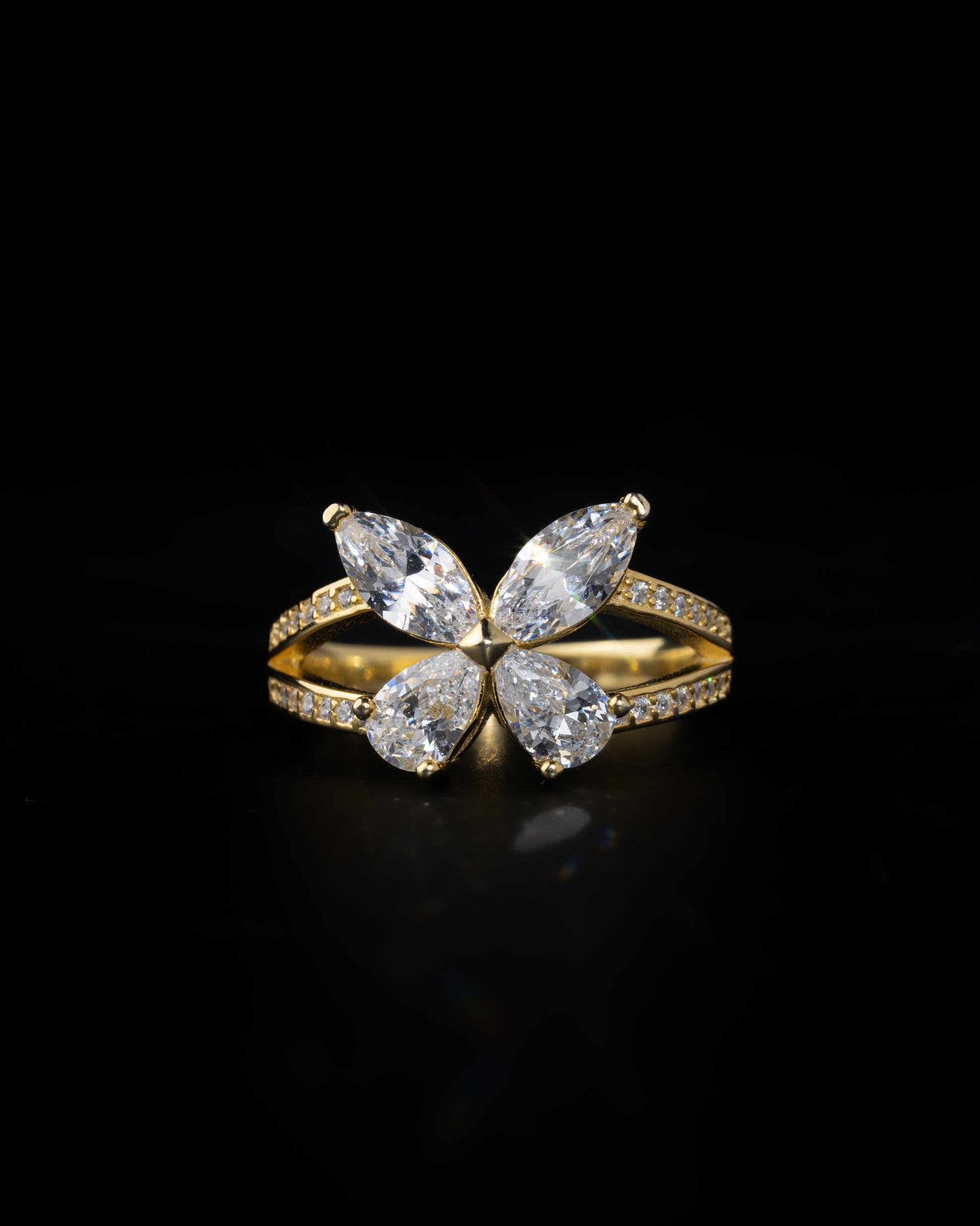 Queen Butterfly Ring - Kejsar