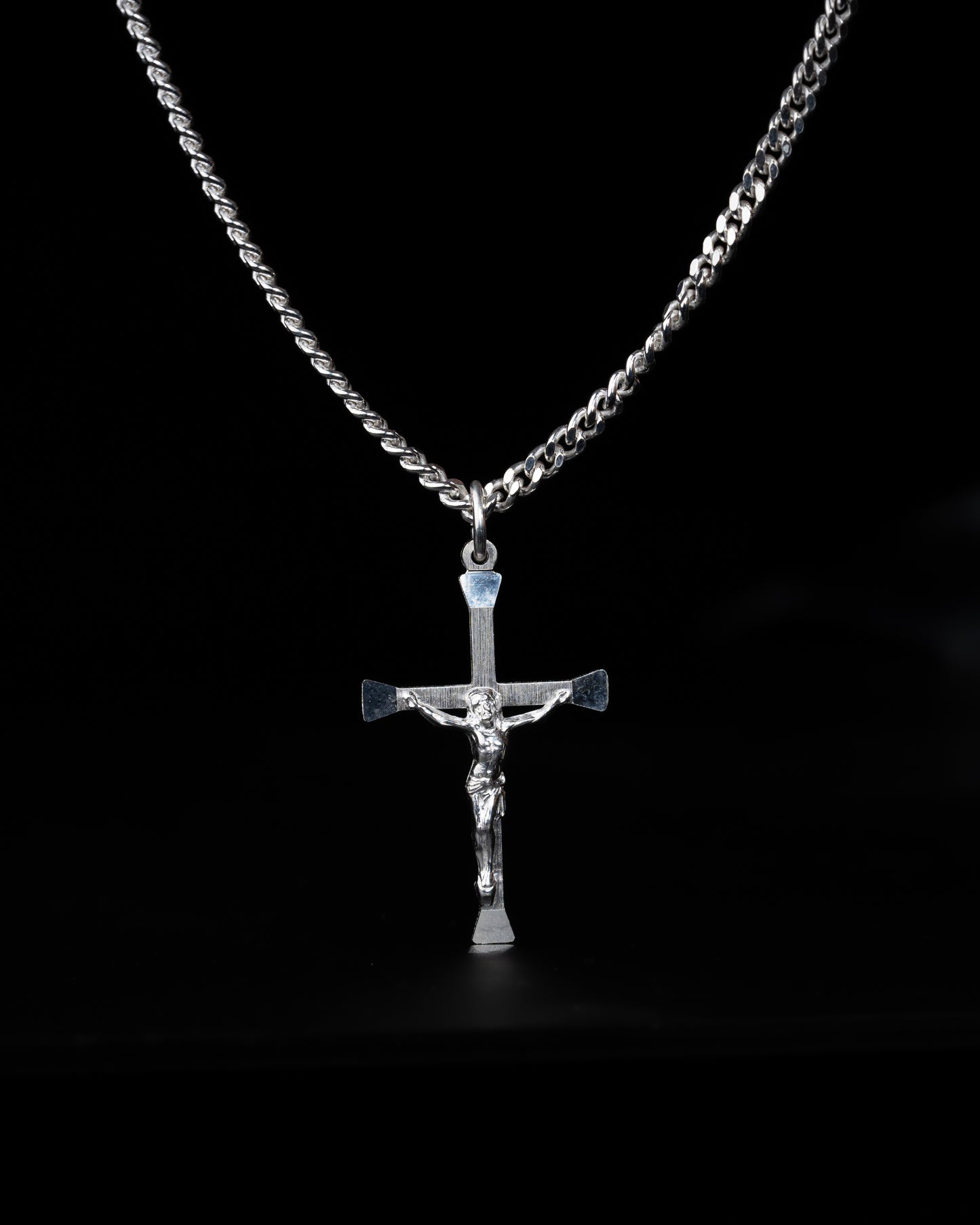 Krucifix Med Pansarlänk - Kejsar